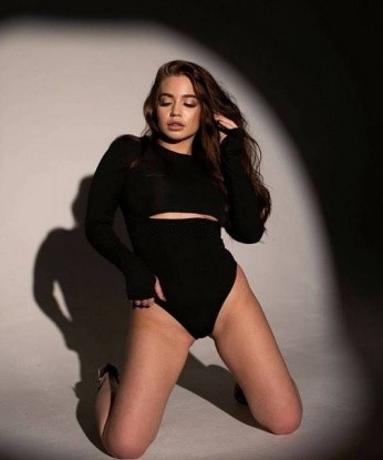 Ангелина, 22